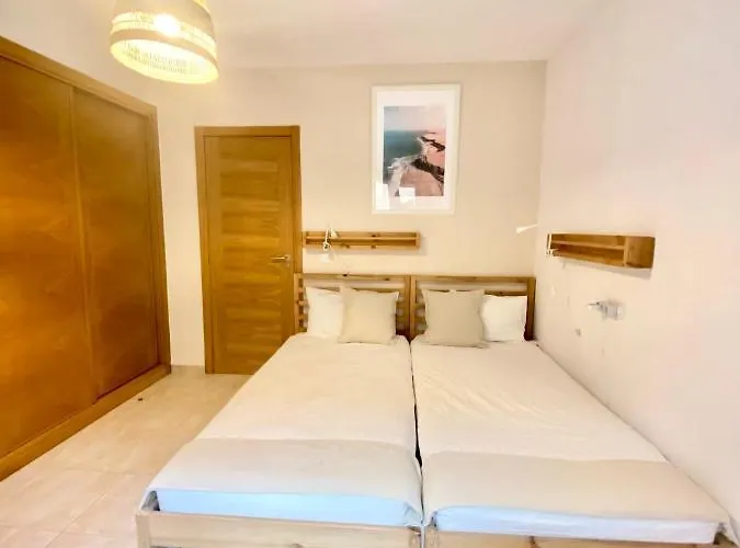 Wave & Chill -the House- * Cotillo